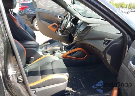 2016 Hyundai Veloster Turbo из США, поврежденный, VIN KMHTC6AE9GU292313